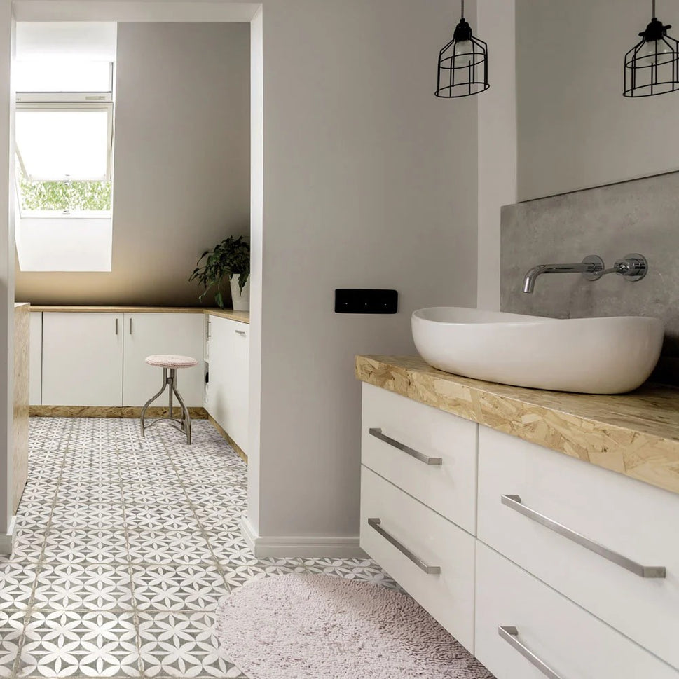 Carrelage Effet Carreau de Ciment Vieilli Grafton Abbey Taupe 20x20 cm de Nanda Tiles