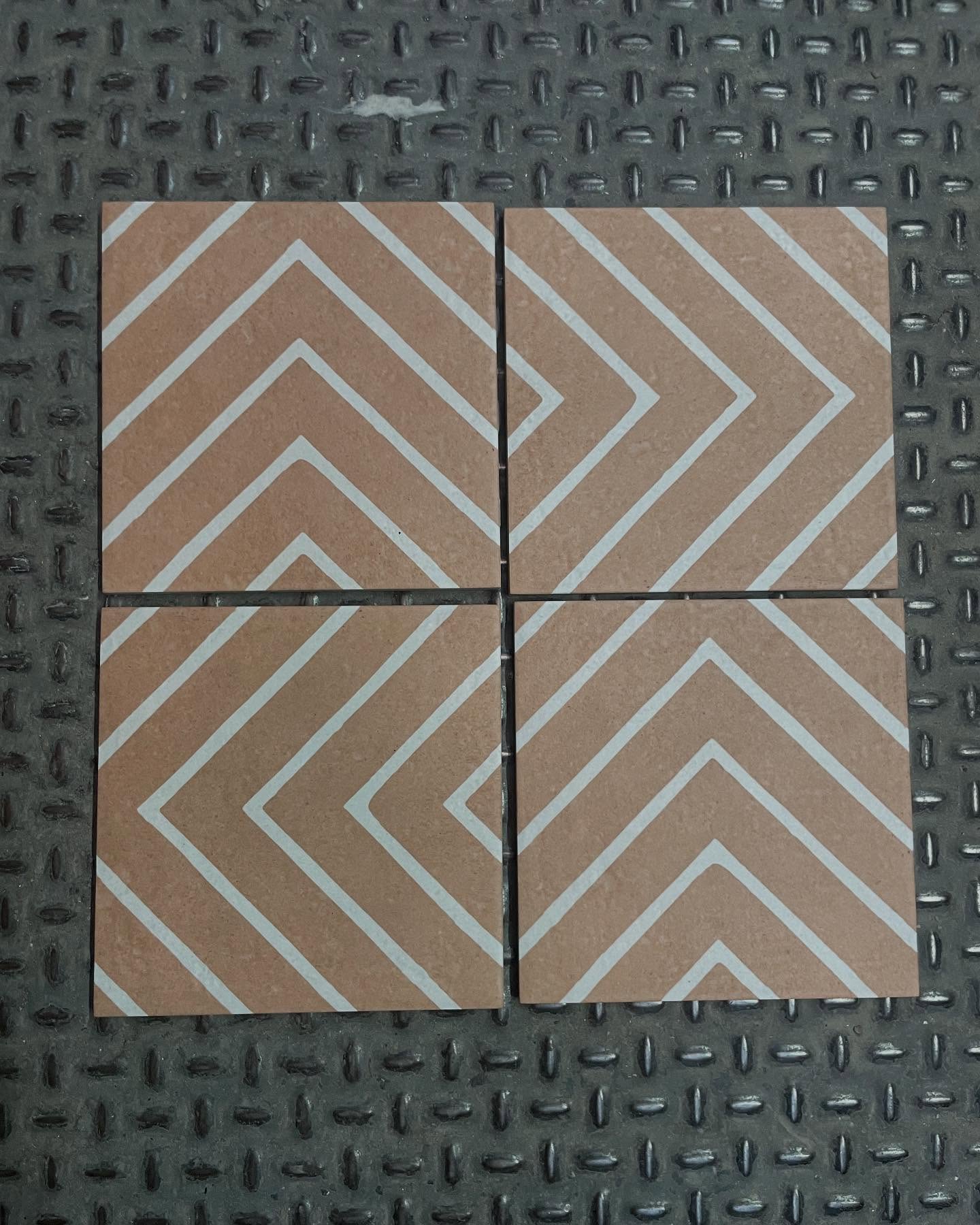 Carrelage Effet carreau de ciment Canem Terra Decor One 20x20 cm de Mainzu