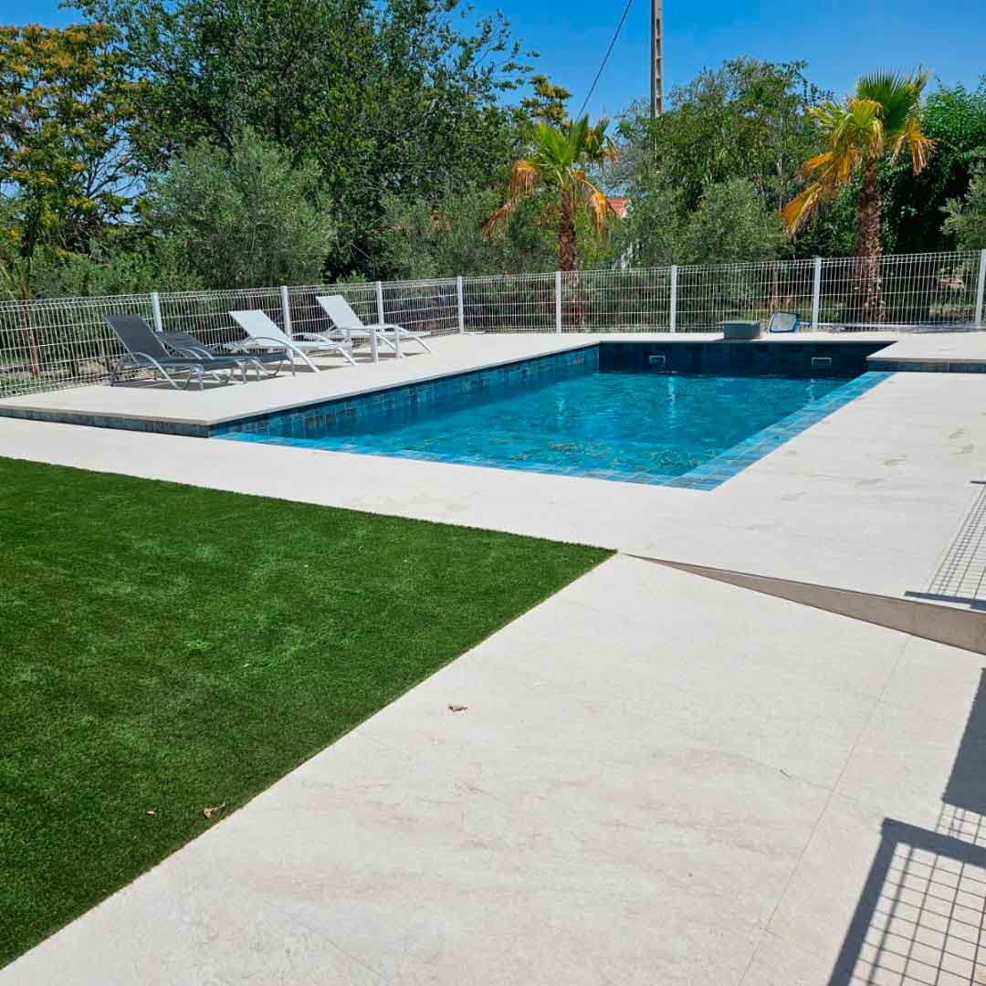 Carrelage Terrasse et Piscine Tahiti 14,7x14,7 cm de Dune